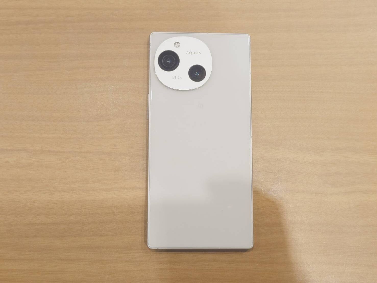 AQUOS R9 ホワイト国内版 中古品 スマホ買取 田町