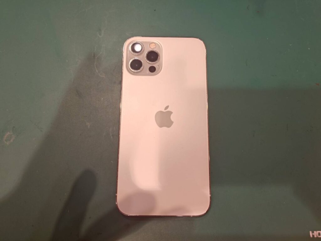 iPhone12Pro 128GB ホワイト 中古品 スマホ買取 平和島