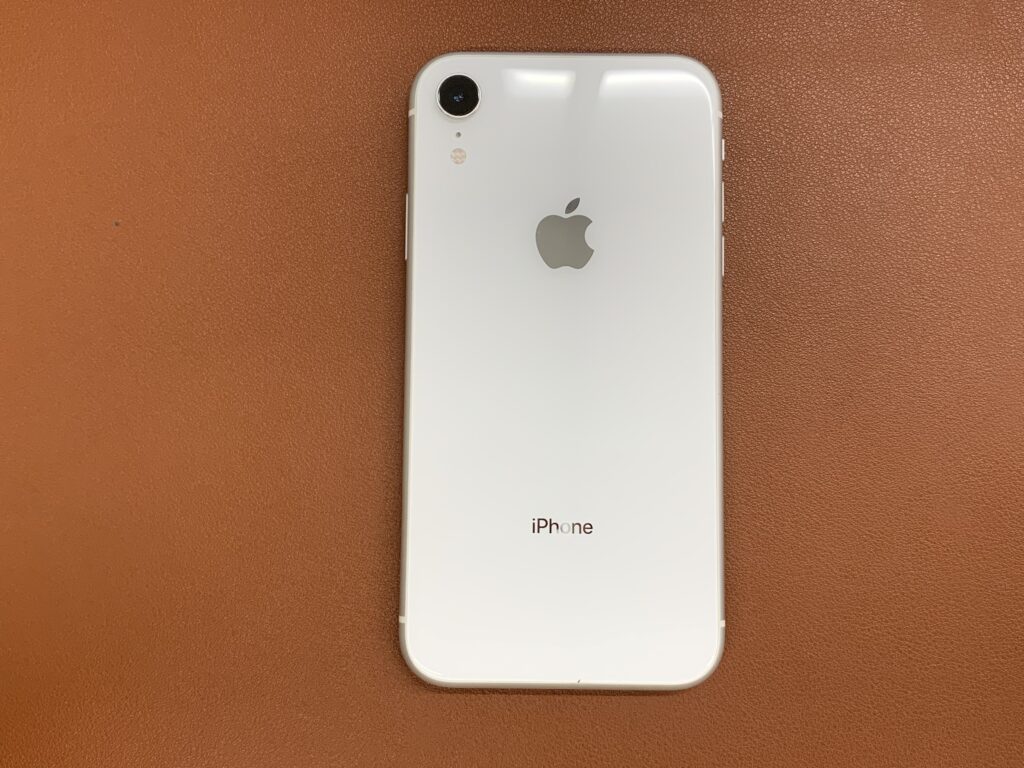 iPhone8 64GB ホワイト 中古 スマホ買取 三田