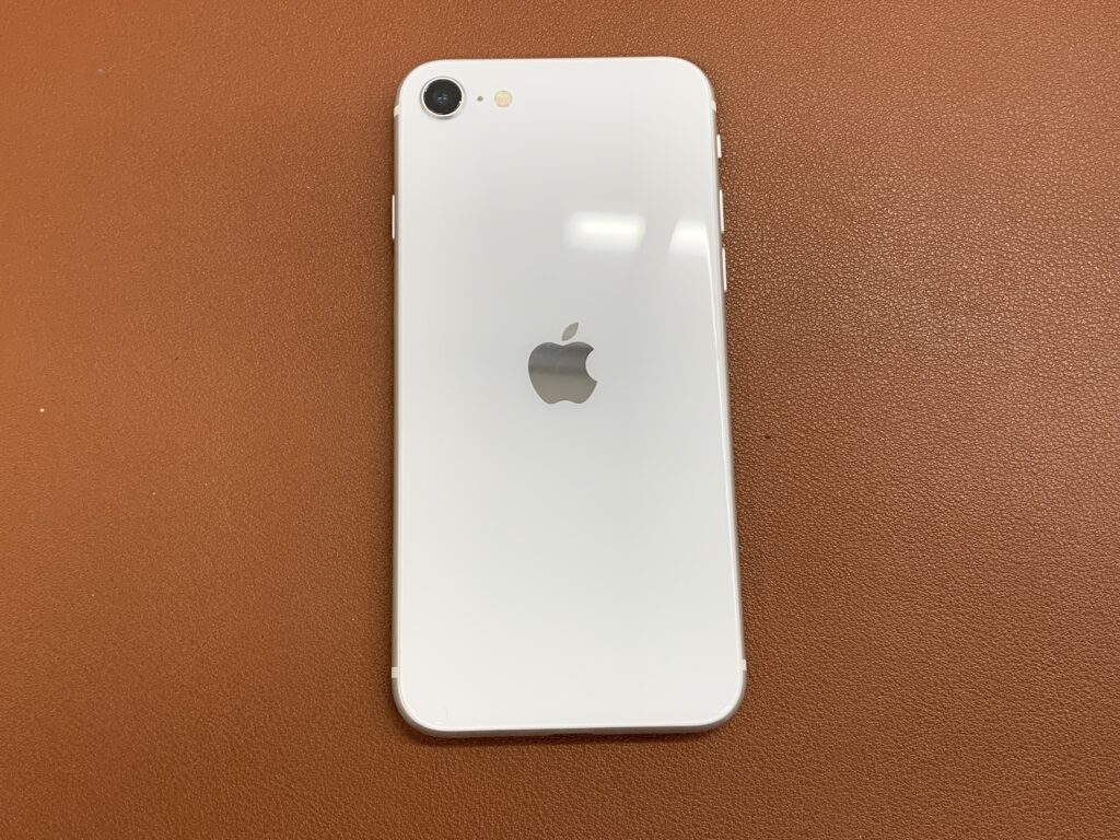 iPhoneSE3 128GB スターライト 中古 スマホ買取 田町