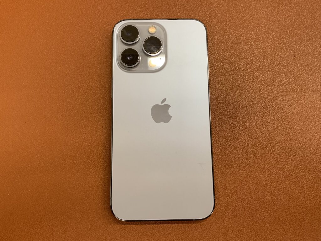 iPhone12Pro 128GB シルバー 中古 スマホ買取 新宿