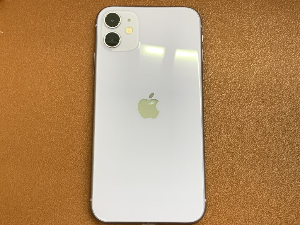 iPhone11 128GB ホワイト 中古 スマホ買取 大崎