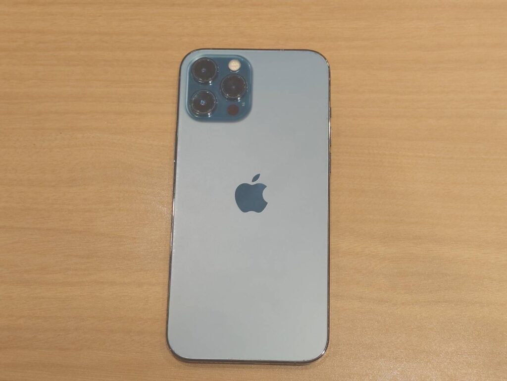iPhone 12 ProMax 256GB シルバー 中古品 スマホ買取 南品川