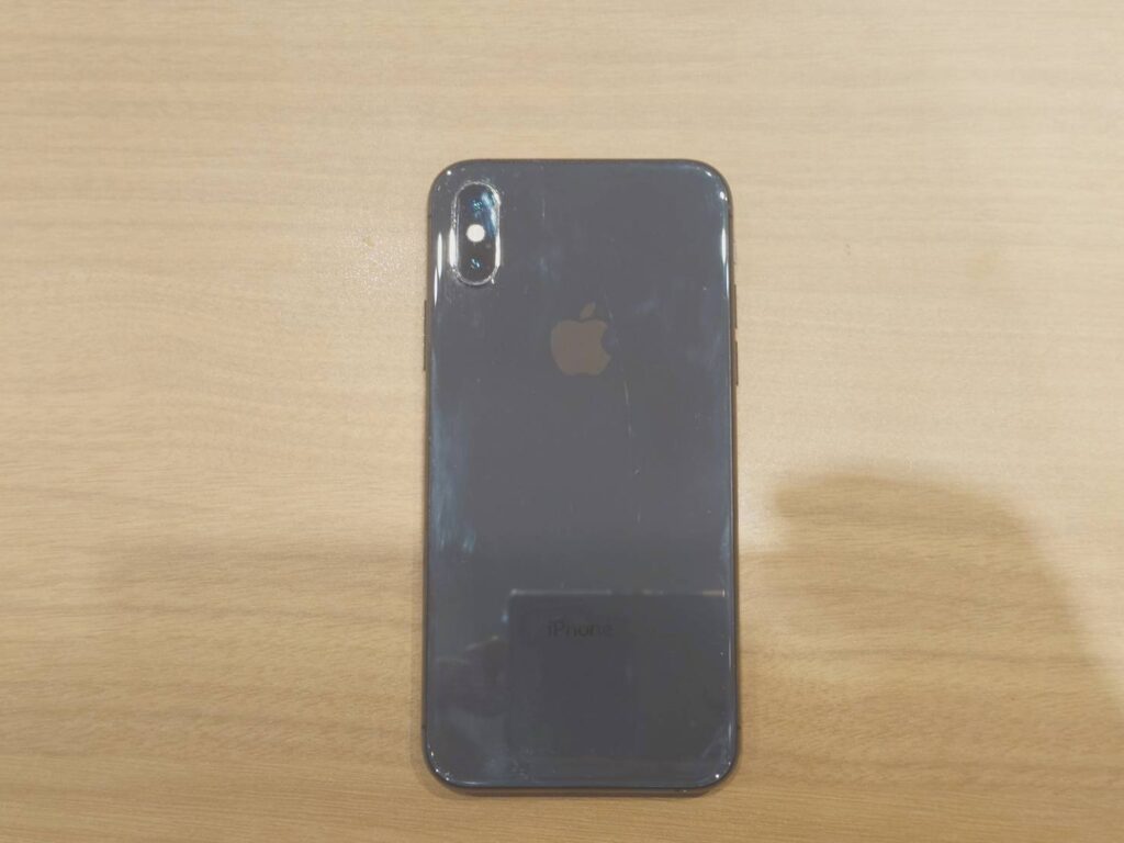 iPhoneXS 64GB スペースグレイ 中古 スマホ買取 飯田橋