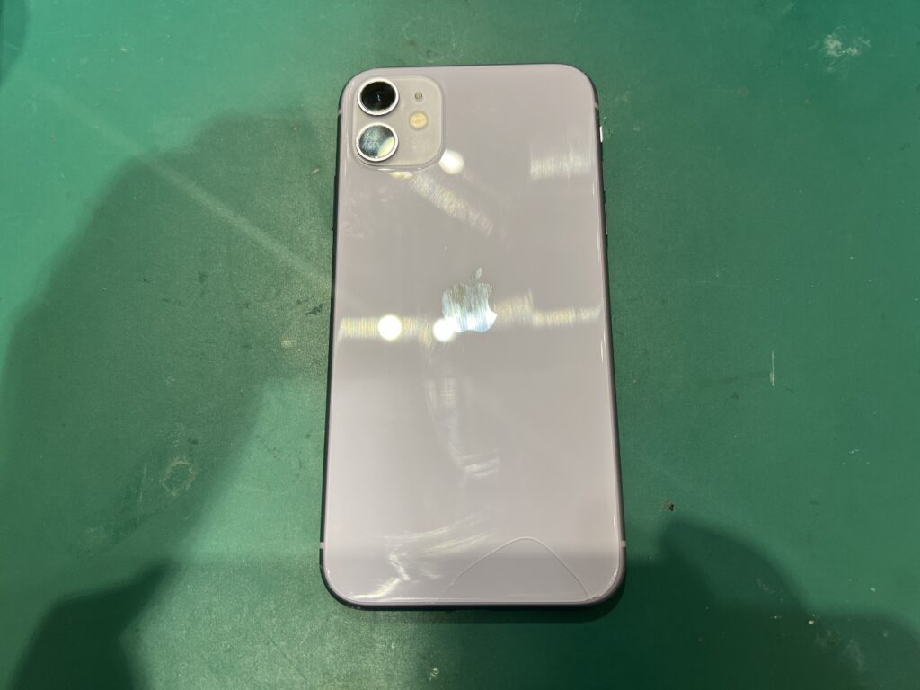 iPhone11 128GB ホワイト ジャンク品 スマホ買取 羽田