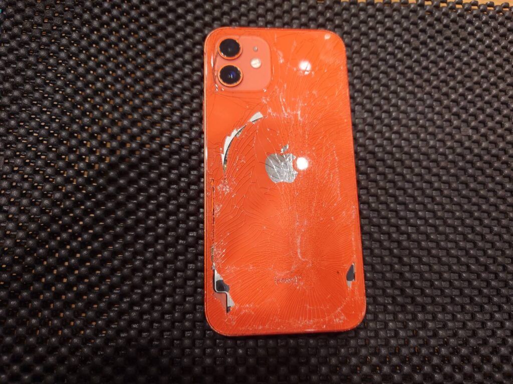 iPhone12 128GB プロダクトレッド 中古品 スマホ買取 品川