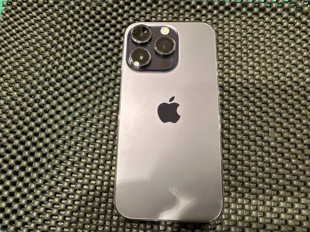 iPhone14 docomo　256GB パープル 中古品 スマホ買取 平和島