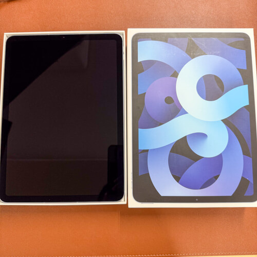 iPad Air 4 Wi-Fi 64GB スカイブルー 中古良品