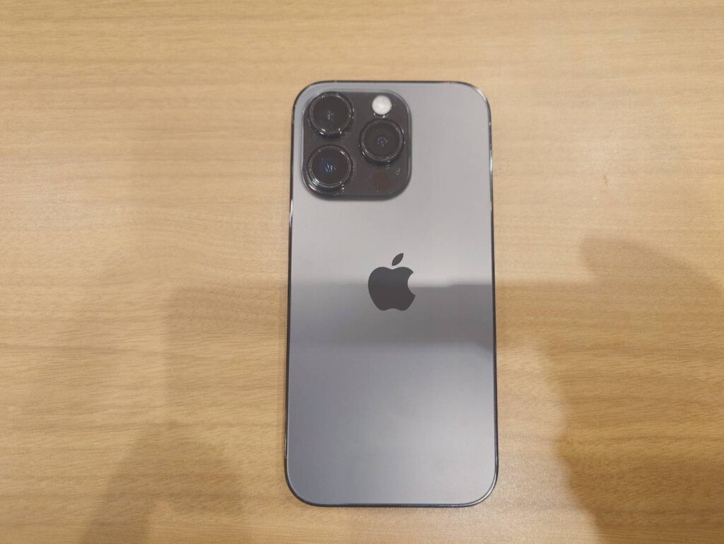 iPhone 13Pro Max 256GB シルバー 中古品 スマホ買取 東神奈川