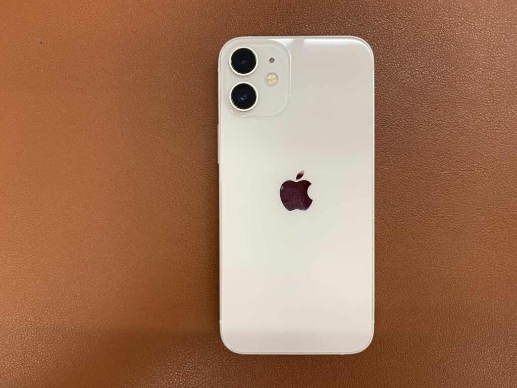 iPhone11 64GB ホワイト 中古 スマホ買取 東神奈川