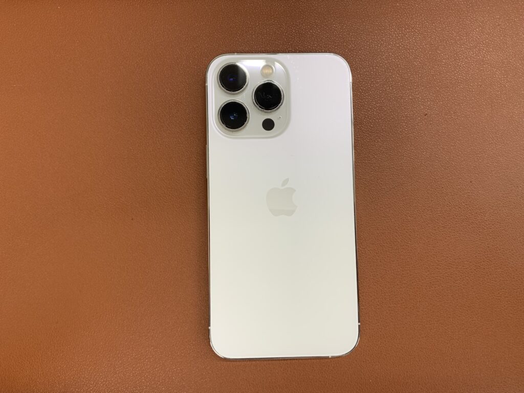 iPhone13Pro 256GB シルバー 中古 スマホ買取 桜木町
