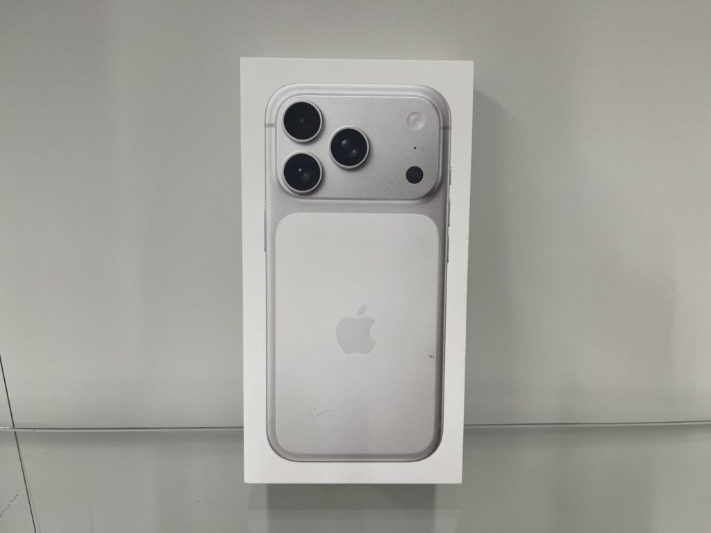 iPhone 17ProMax 512GB シルバー 中古 スマホ買取 井土ヶ谷