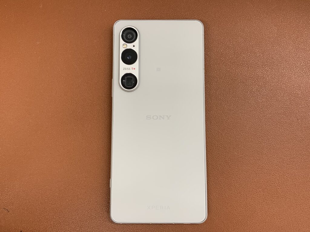 Xperia 1 IV 256GB アイスホワイト 中古 スマホ買取 伊勢佐木町