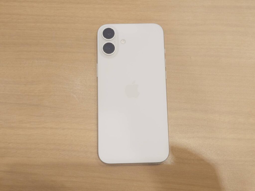 iPhone16Plus 128GB ホワイト 中古 スマホ買取 元町