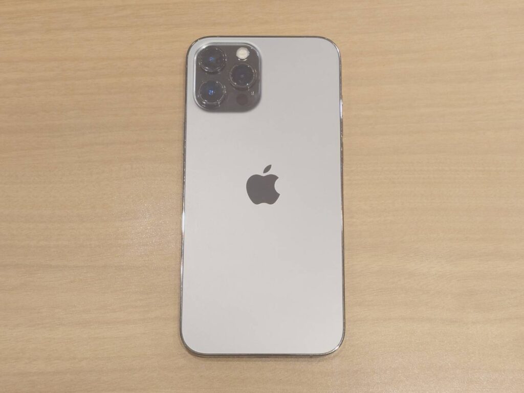 iPhone12Promax 128GB シルバー 中古 スマホ買取 港町