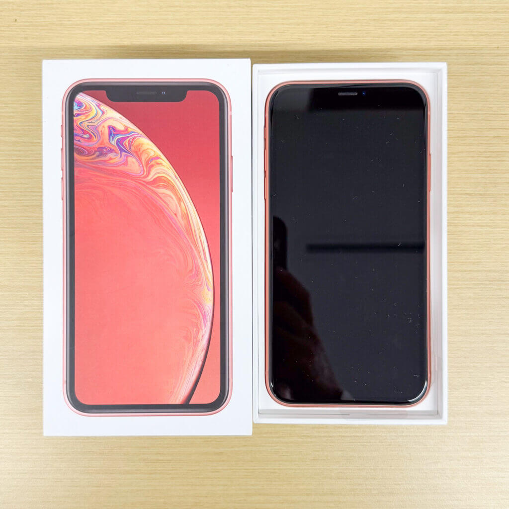 iPhone XR 256GB コーラル 中古美品