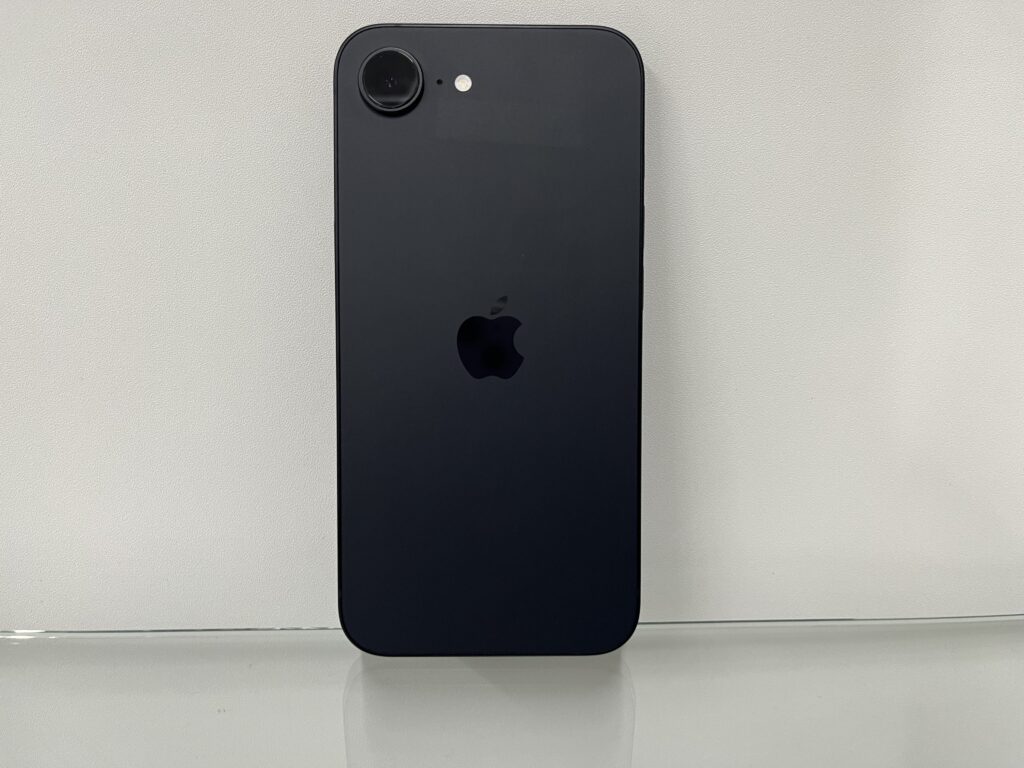 iPhone 16e 256GB ブラック 中古品 スマホ買取 三宮