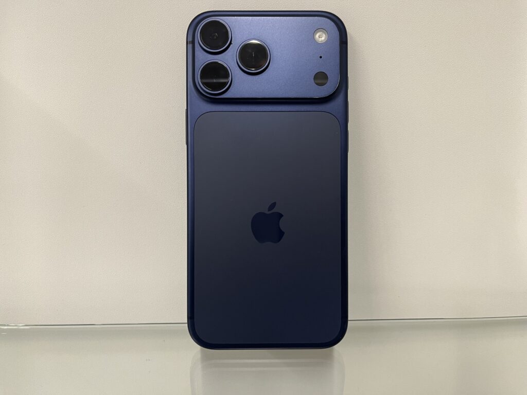 iPhone 17Pro 256GB ディープブルー 中古品 スマホ買取 三宮