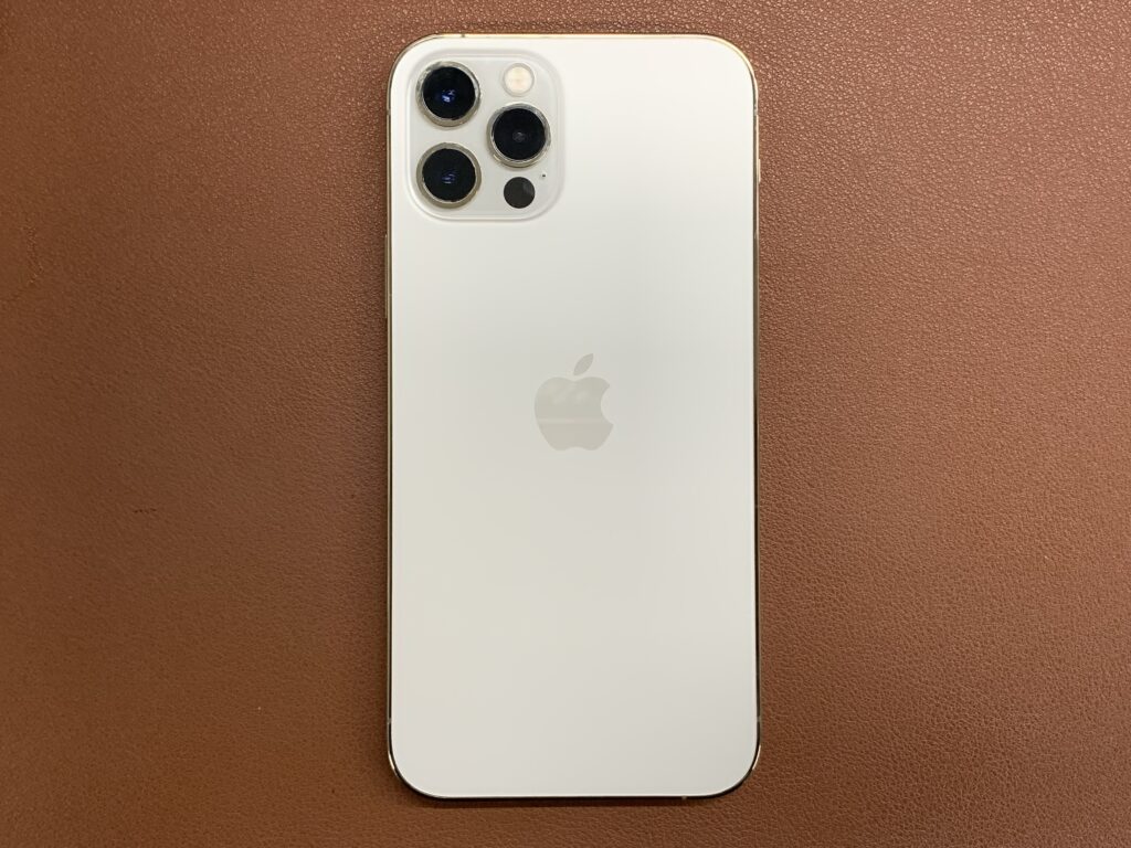 iPhone 12 ProMax 256GB ホワイト 中古品 スマホ買取 三宮