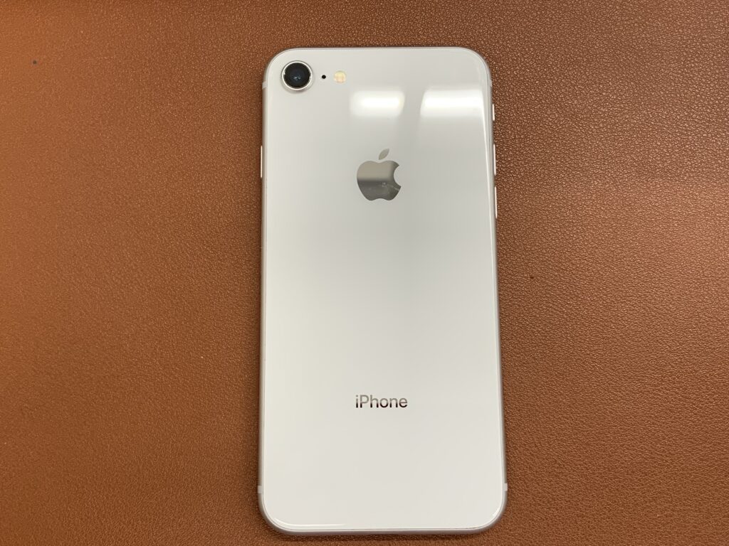 iPhone 8 256GB シルバー 中古品 スマホ買取 西宮