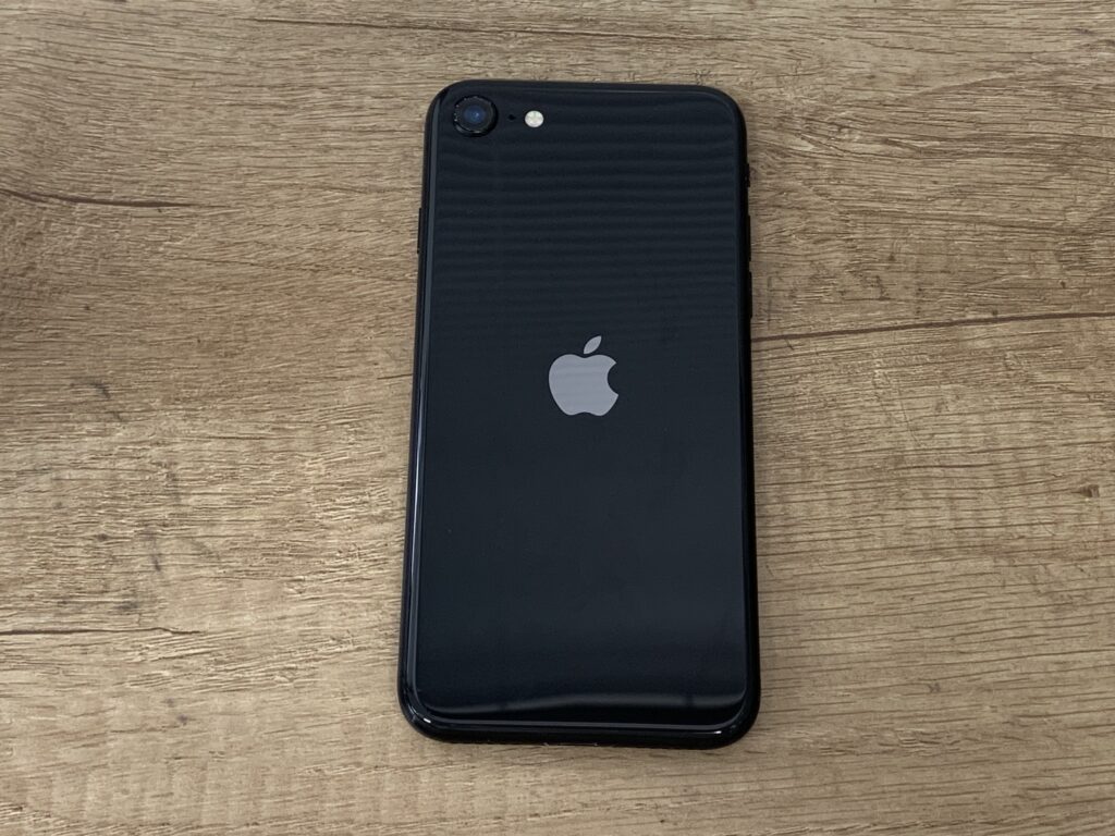 iPhone SE2 128GB ブラック 中古品  三宮