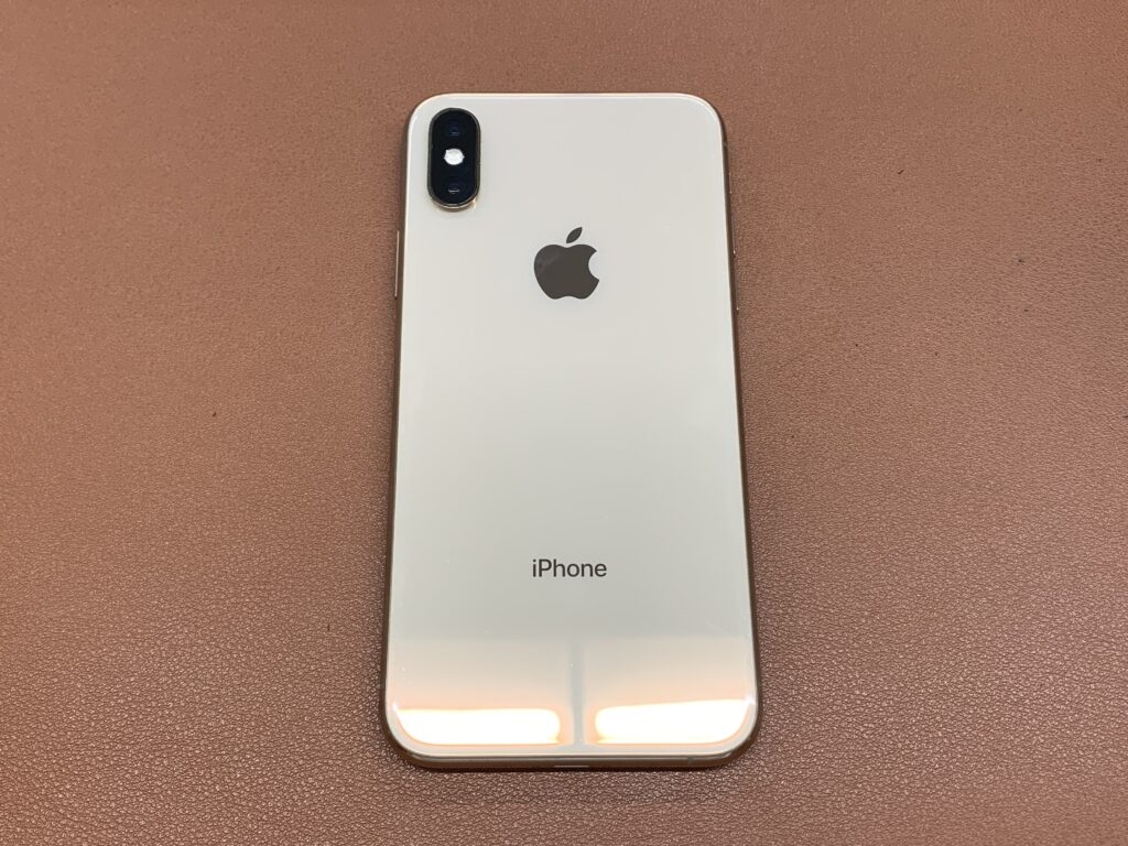 iPhone XS 64GB シルバー 中古品 スマホ買取 三宮