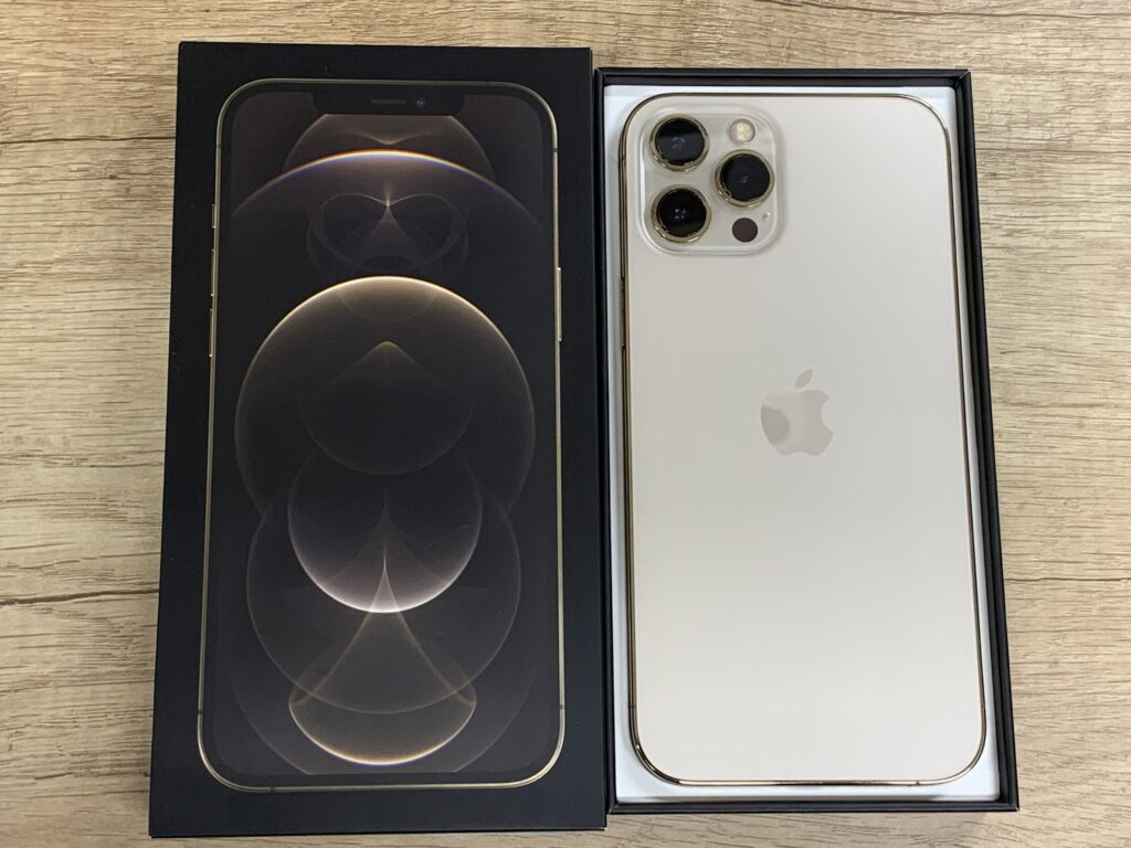 iPhone 12 Pro max 256GB ゴールド 中古品 スマホ買取 三宮