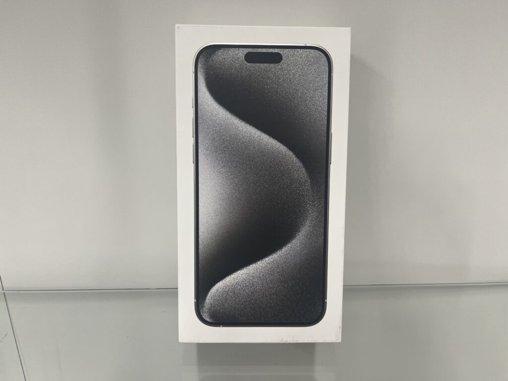 iPhone 15Pro 256GB ブラックチタニウム 中古品 スマホ買取 三宮