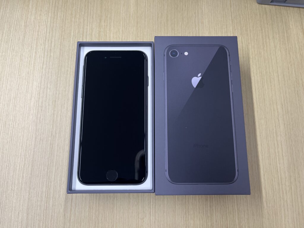 iPhone 8 256GB スペースグレイ 中古品 スマホ買取 三宮