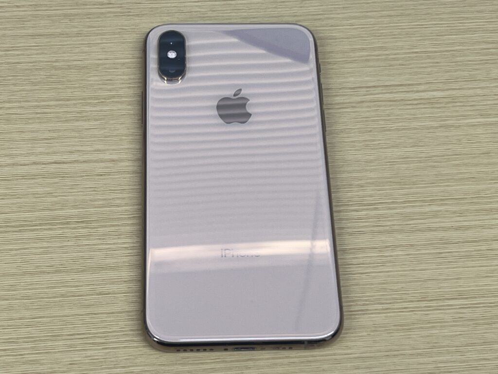 iPhone XS 128GB ホワイト 中古品 スマホ買取 芦屋