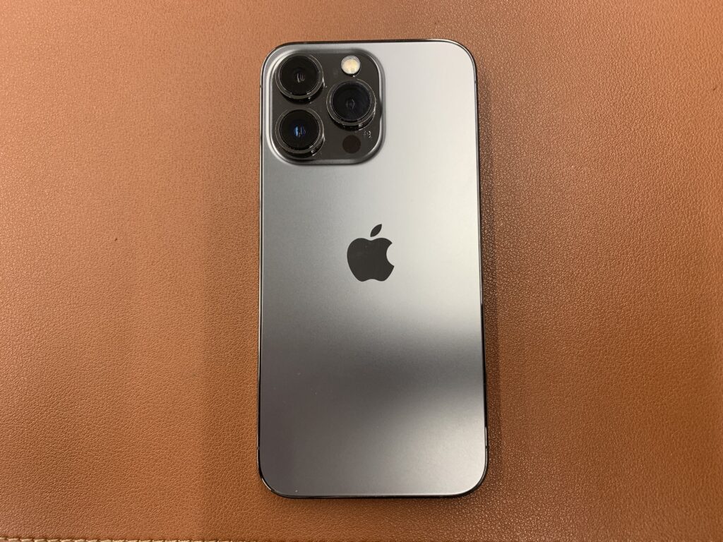 iPhone 13 Pro Max 512GB 中古品 スマホ買取 荒川区