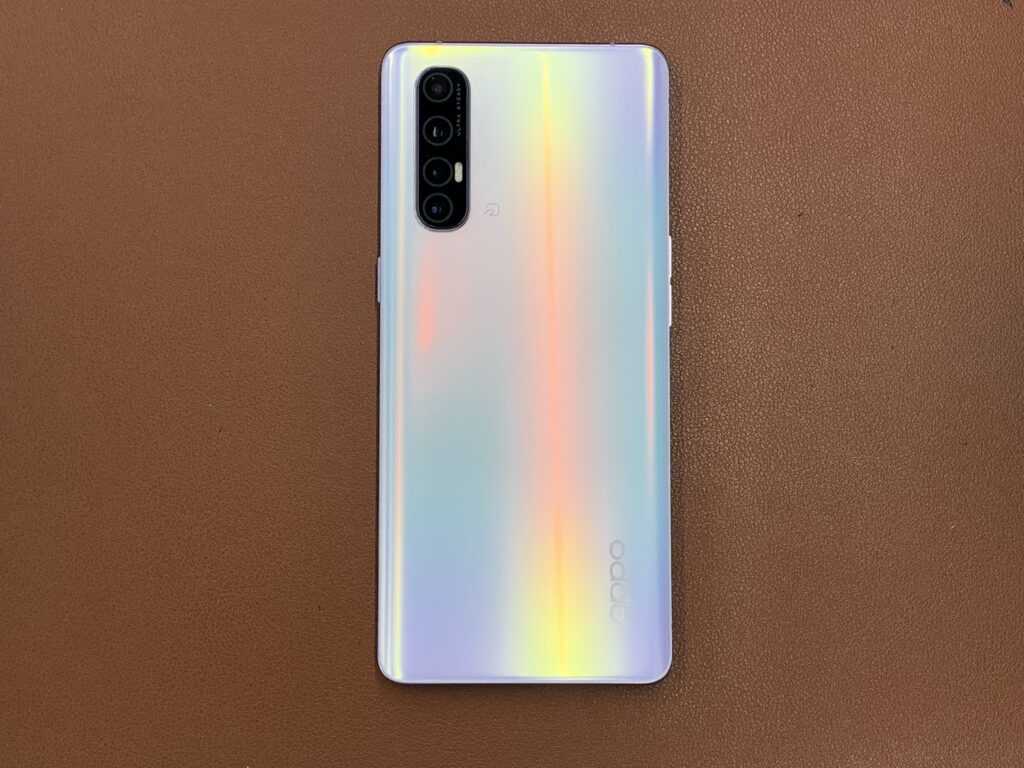 OPPO Reno3 5G ミスティホワイト 中古品 スマホ買取 世田谷区