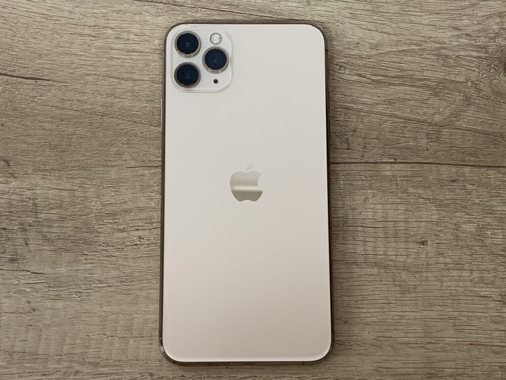 iPhone11 Pro 256GB ゴールド 中古品 スマホ買取 新宿歌舞伎町店