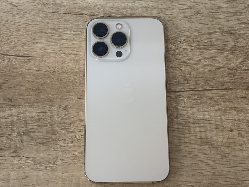 iPhone 13 Pro 512GB シルバー 中古品 スマホ買取 新宿歌舞伎町店 墨田区