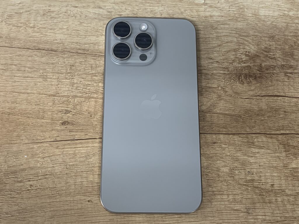 iPhone 15 Pro 128GB ナチュラルチタニウム 中古品 スマホ買取 新宿歌舞伎町店 新宿区