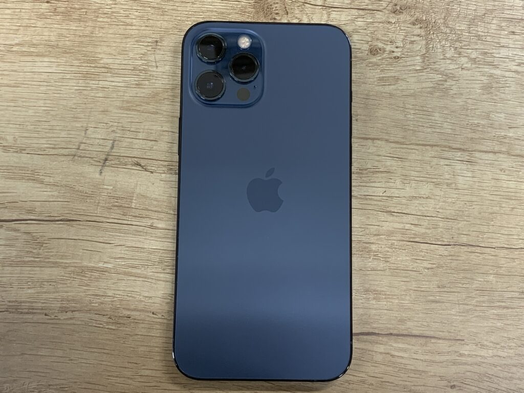 iPhone 12 Pro 256GB パシフィックブルー 中古品 スマホ買取 新宿歌舞伎町店 新宿区