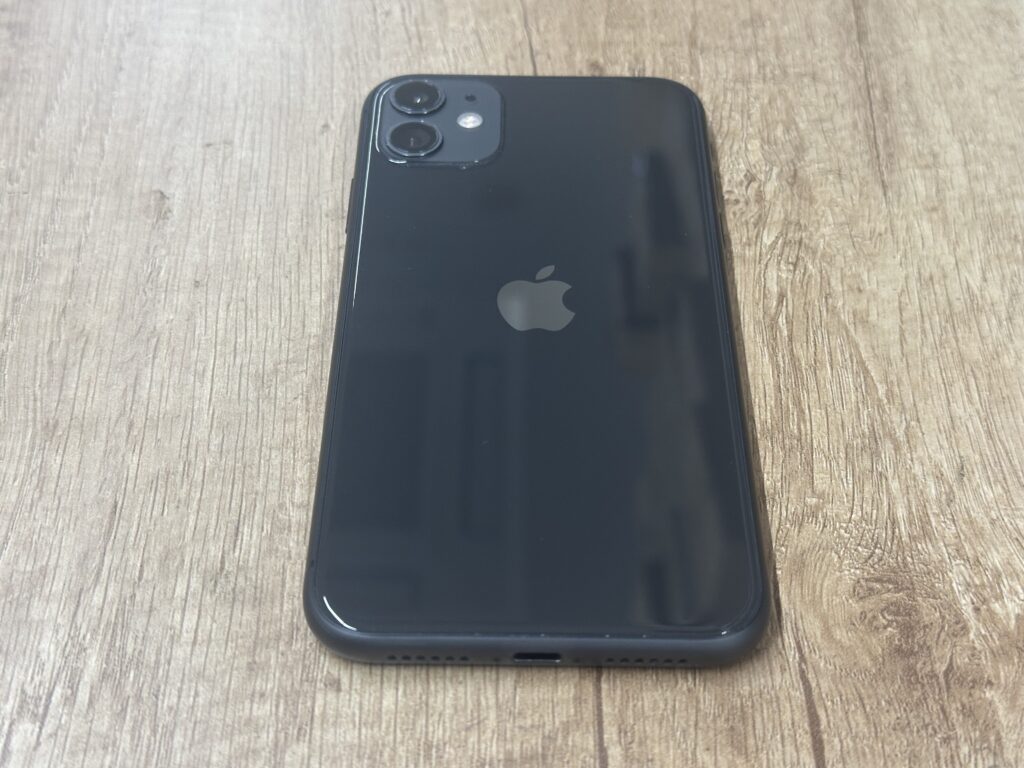 'iPhone11 64GB ブラック'