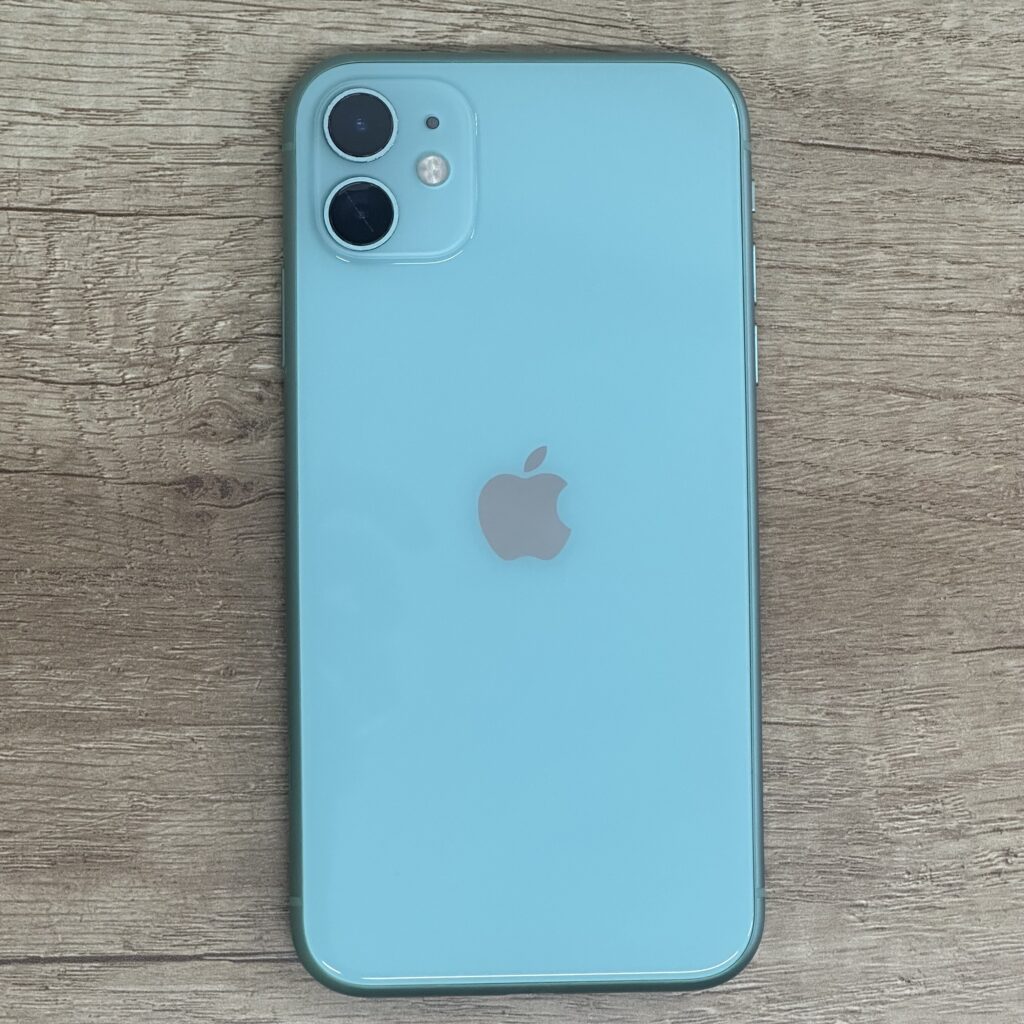 'iPhone11'