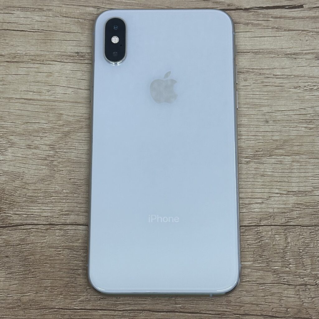 'iPhoneXS'
