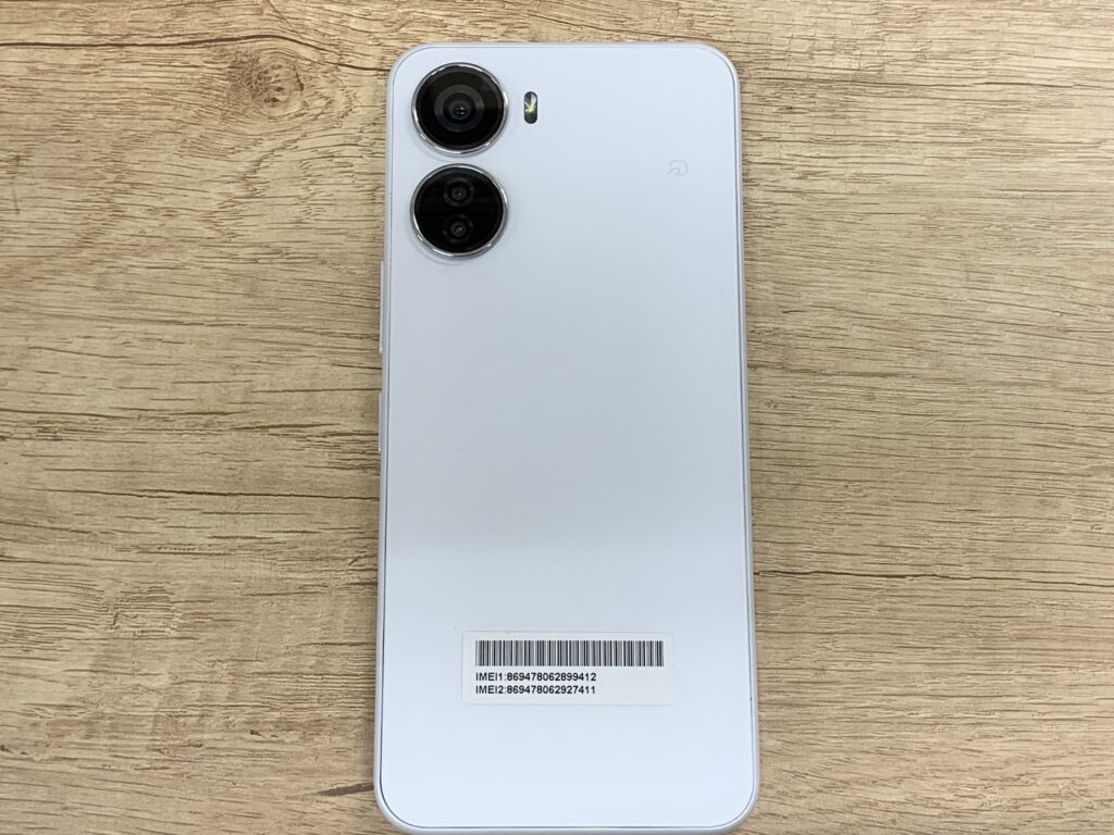 'ZTE Libero 5G IV A302ZT 128GB ホワイト'