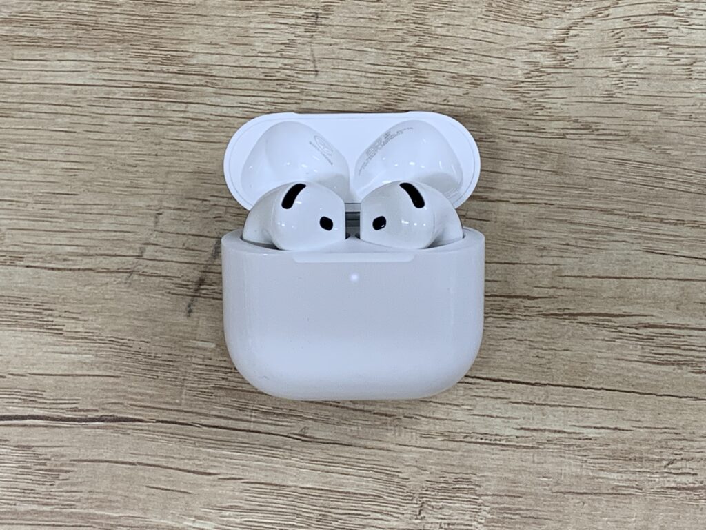 'Apple AirPods 4 MXP63J/A'
