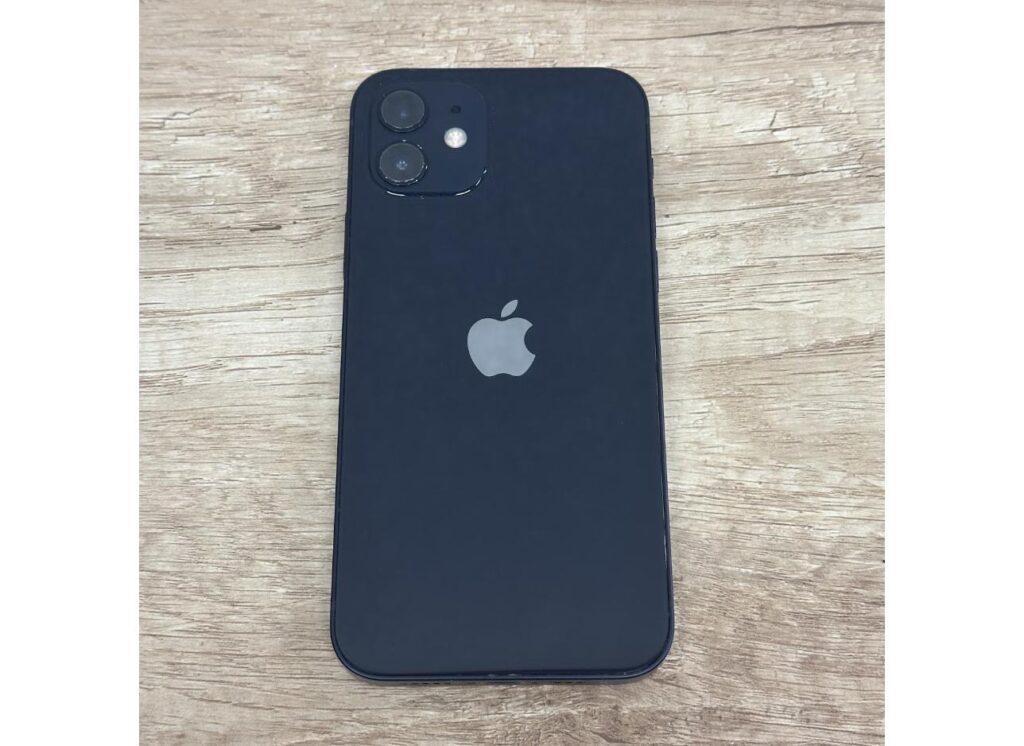 'iPhone12'