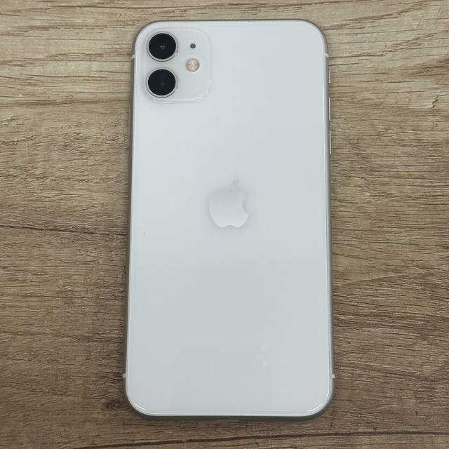 'iPhone11'