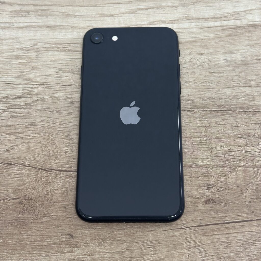 iPhoneSE 第2世代 128GB ブラック（中古品）