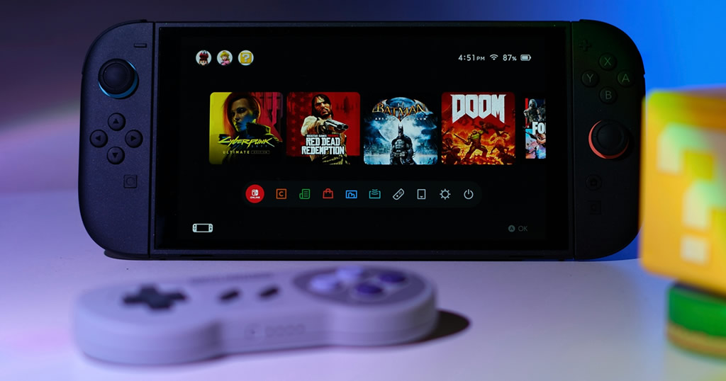 ゲームのホーム画面を表示したNintendo Switch 2本体