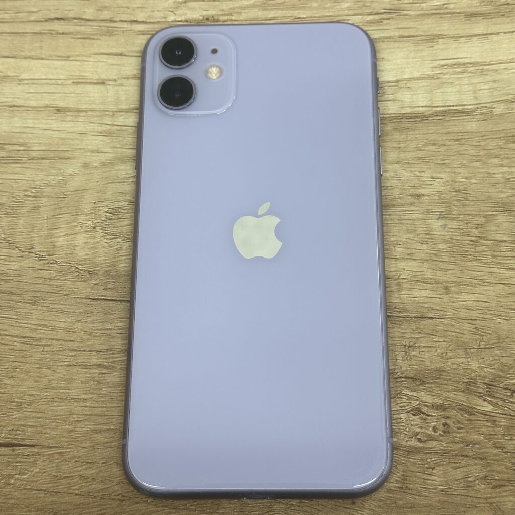 'iPhone11'