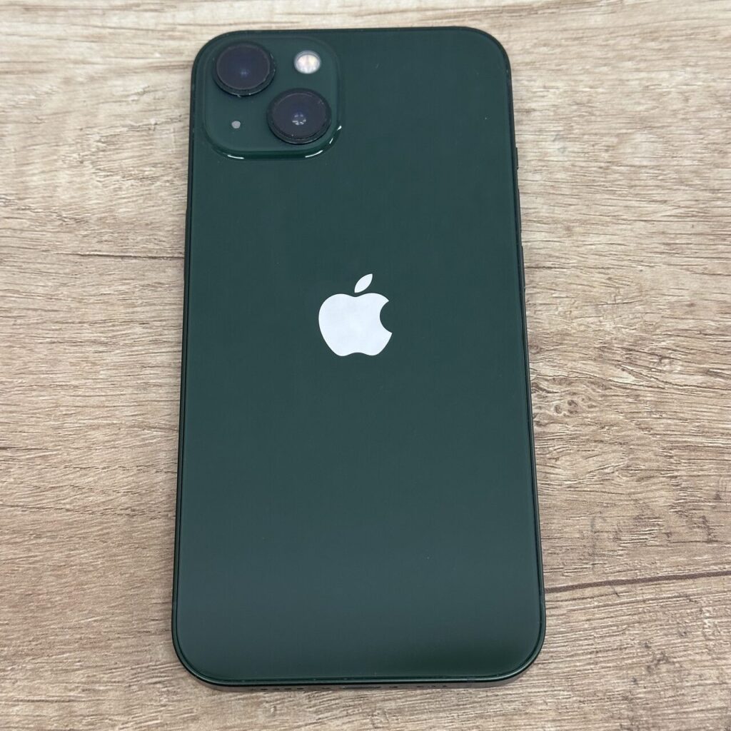 'iPhone13'