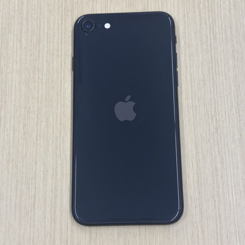 iPhoneSE 第2世代 128GB ブラック（中古品）